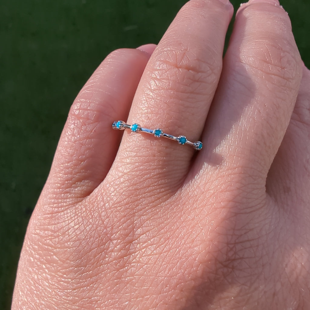 14k White Gold 6 Natural Turquoise Band Ring