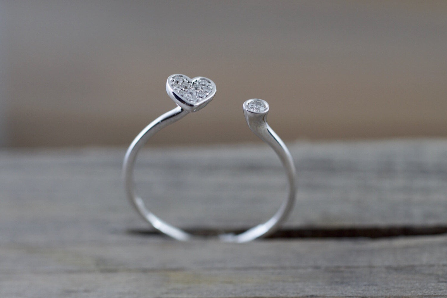 18k White Gold Double Heart Love Diamond Ring Engagement Wedding Stack Band