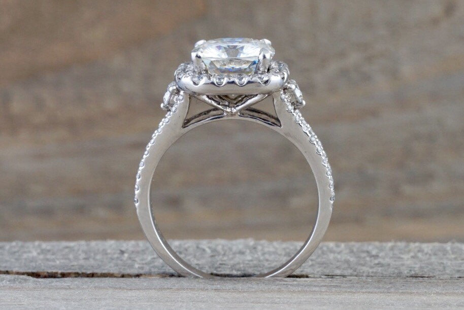 14kt White Gold Diamond Halo Cushion Moissanite Diamond Engagement Ring 8.5mm