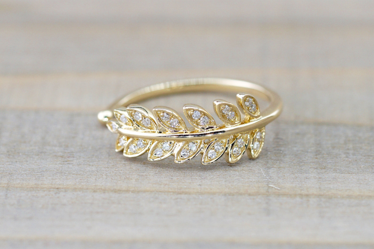 14kt Yellow Gold Diamond Leaf Petal Vine Ring