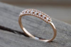 18k Rose Gold Diamond Vintage Classic Pave and Single Prong Band Ring Wedding