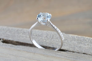 18k White Gold Round Cut Aquamarine Vintage Filigree Engagement Promise Ring Rope