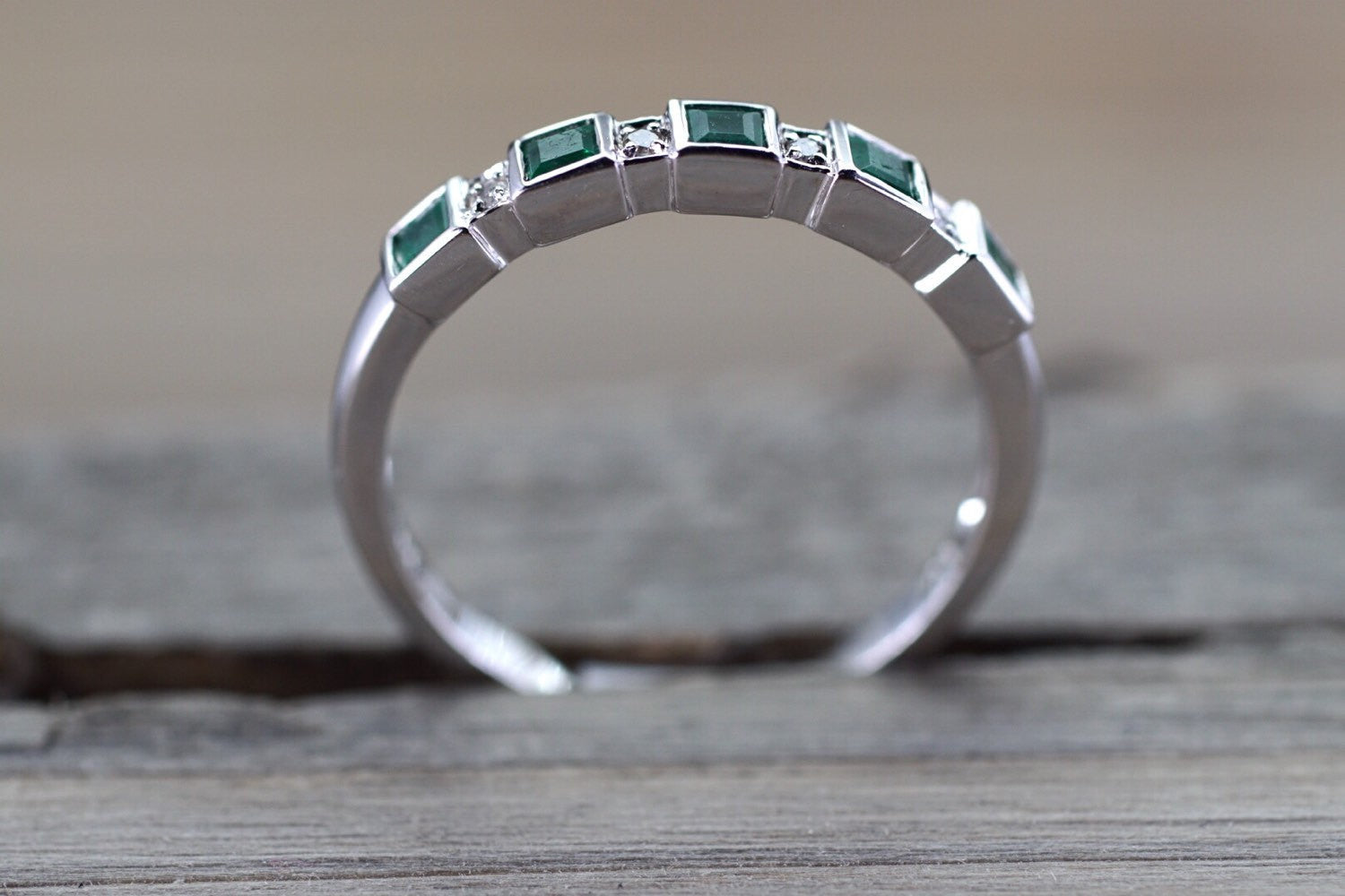 14k White Gold Square Princess Cut Emerald Gemstone Diamond Vintage Antique Ring