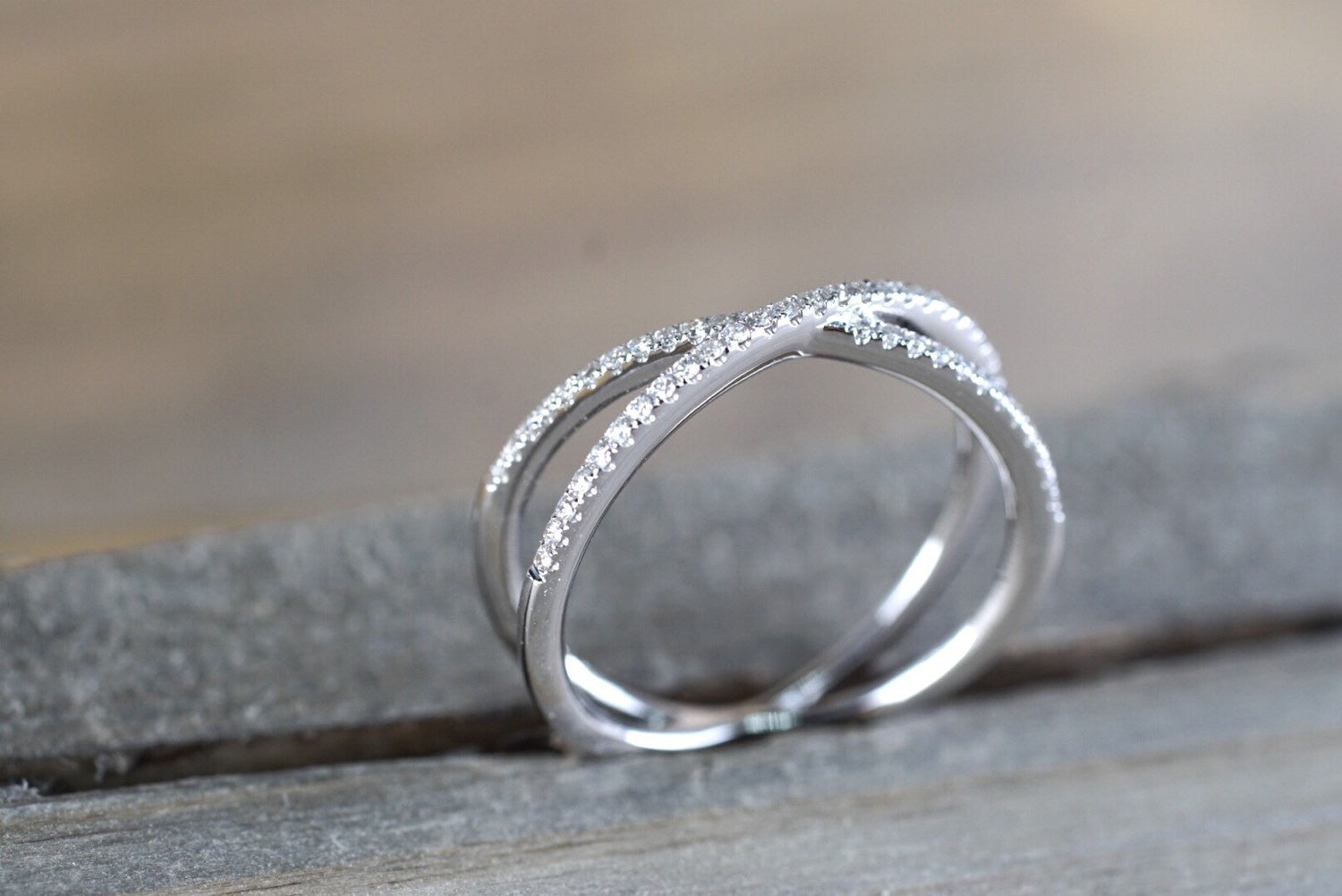 14K White Gold Diamond t Anniversary Engagement Wedding Love Ring