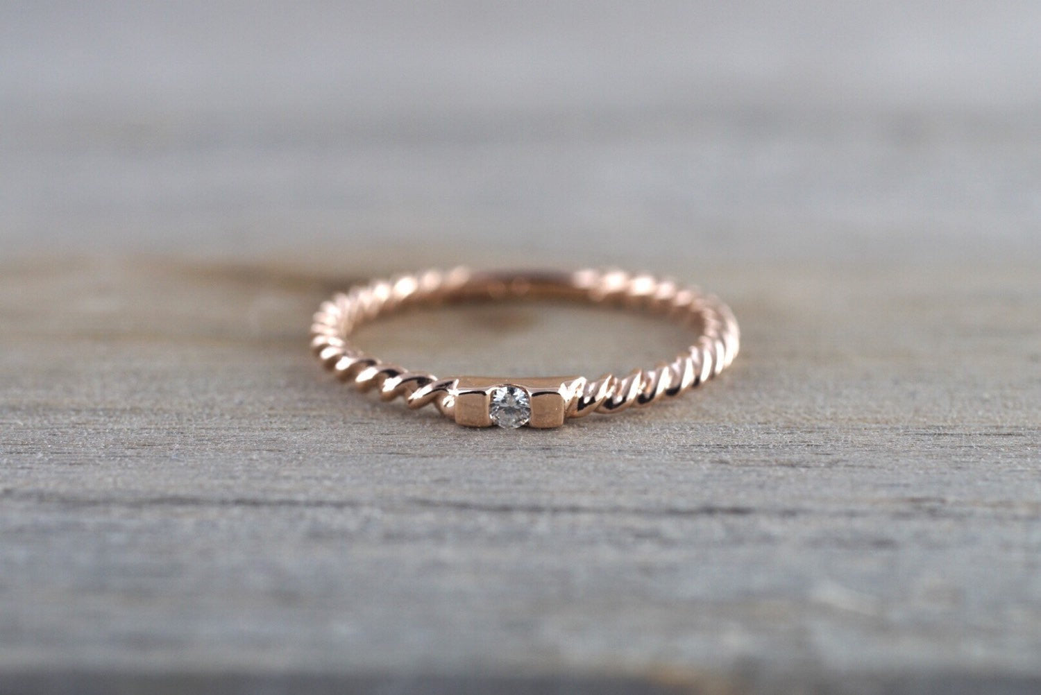14k Solid Rose Gold Diamond Hammered Textured Rope Twist Band Ring Dai ...