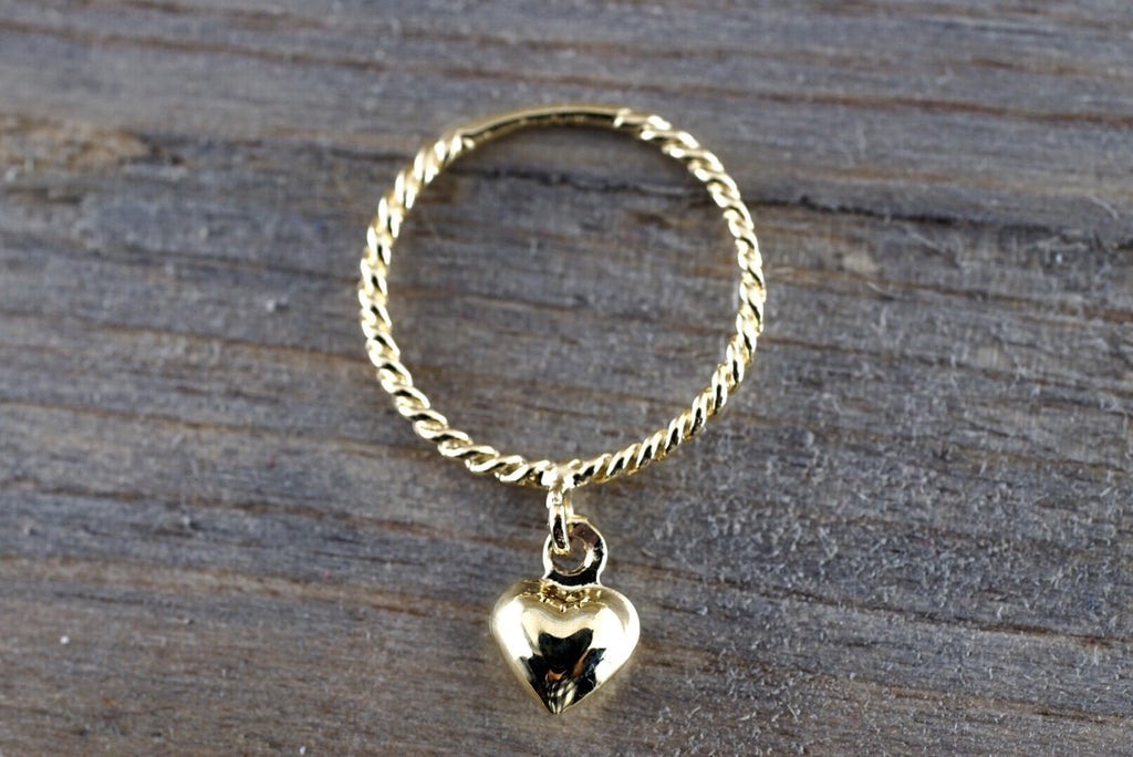 14k Yellow Gold Twine Rope With A Dangling Heart Charm Band Promise Anniversary Fashion Pinky Ring