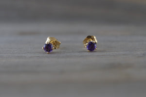 14k Solid Yellow Gold with Purple Amethyst Gemstone Earrings Studs February Birthstone - Brilliant Facets