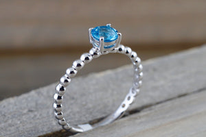 14k White Gold Round Cut Blue Topaz Beaded Band Engagement Ring