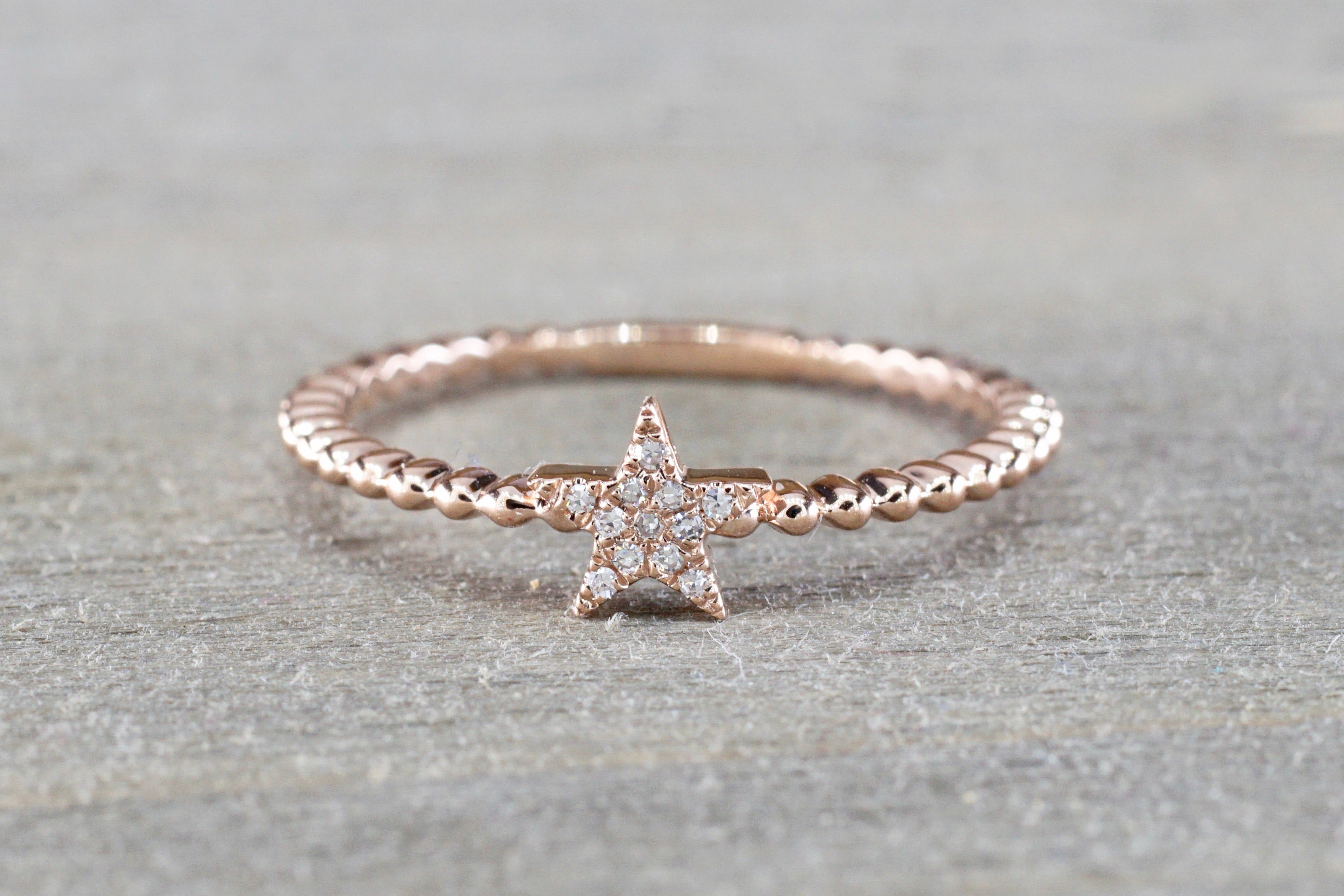 Star Pave 14kt Gold Diamond Ring