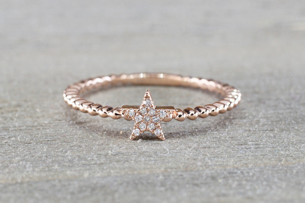 Star Pave 14kt Gold Diamond Ring