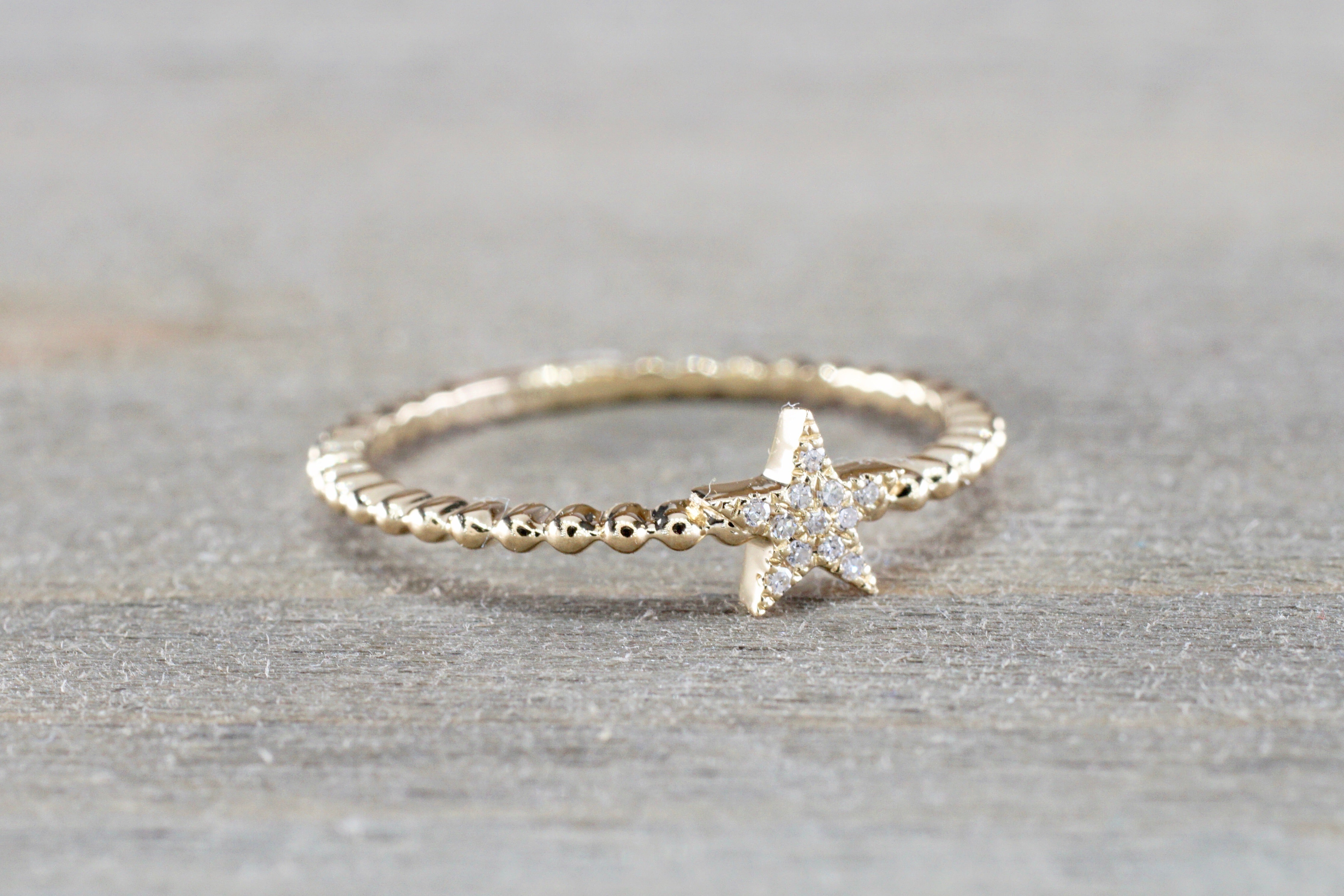 Star Pave 14kt Gold Diamond Ring