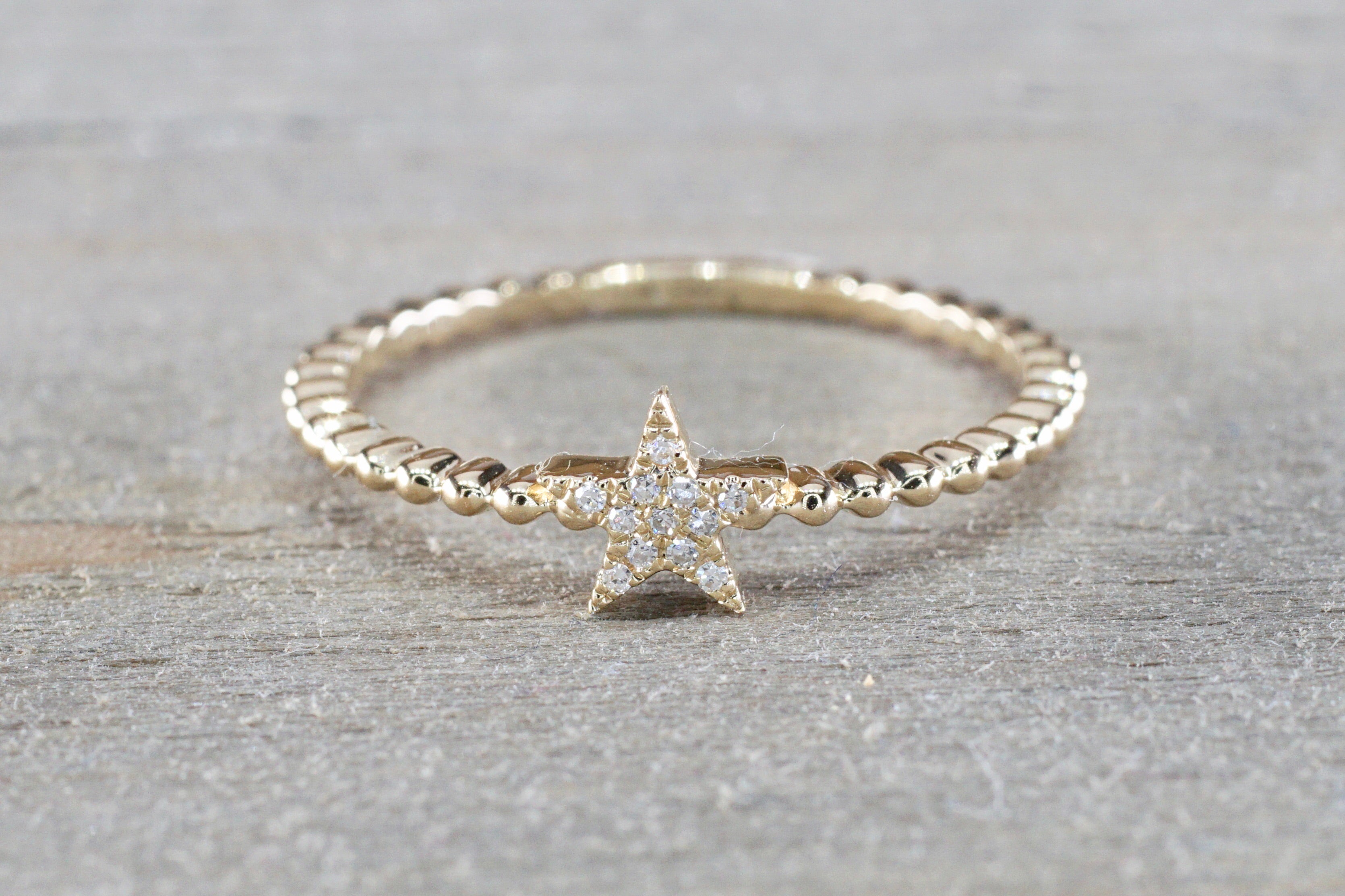 Star Pave 14kt Gold Diamond Ring